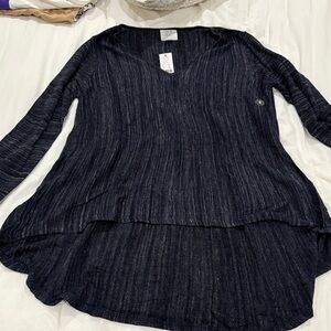 New York & Company Navy Long Sleeve Tunic
